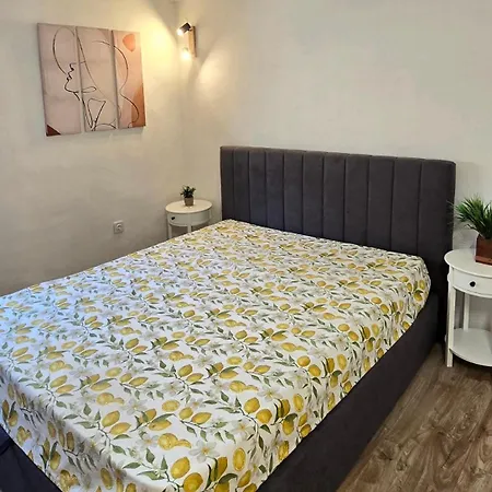 Old-timer 2 * Варна